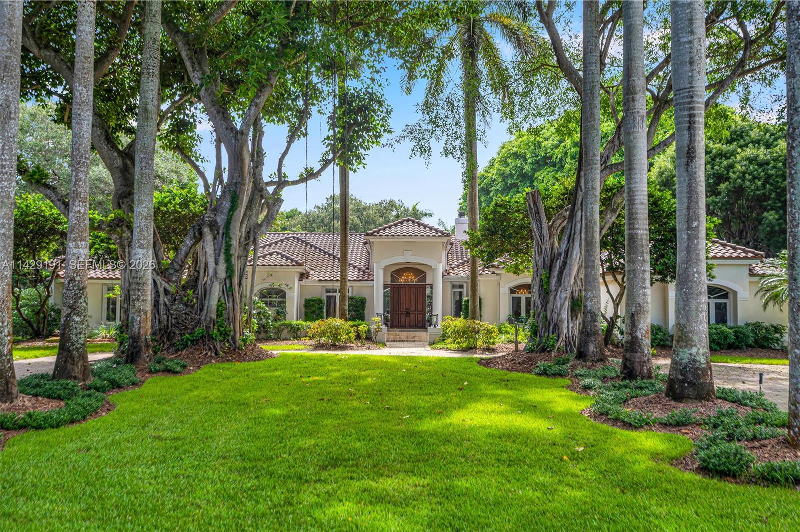 62nd Ct, Pinecrest, FL 33156
