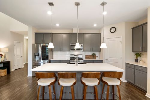 633 Castle Rd, Mount Juliet, TN, 37122-4394 | Card Image