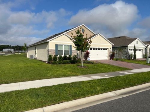 33409 Country House Dr, SORRENTO, FL, 32776-9344 | Card Image