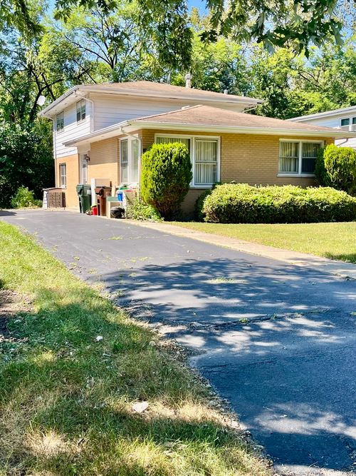 18120 Rockwell Avenue, Homewood, IL, 60430 | Card Image
