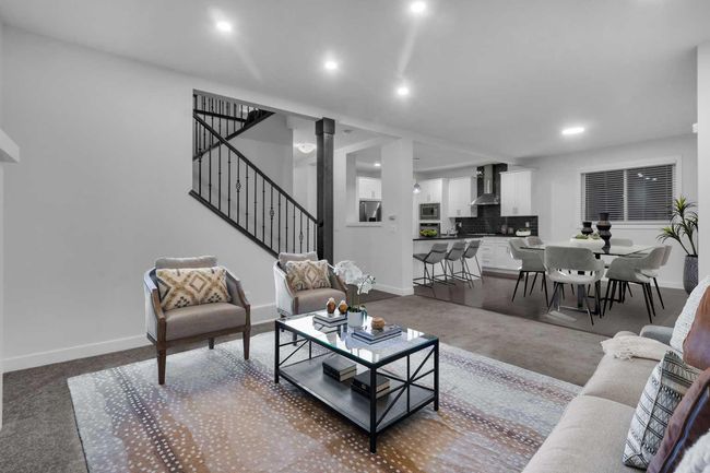 44 Rainbow Falls, House other with 5 bedrooms, 4 bathrooms and 6 parking in Chestermere AB | Image 4