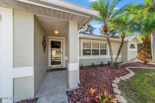 203 Twin Lakes Rd, Melbourne, FL, 32901-8658 | Card Image