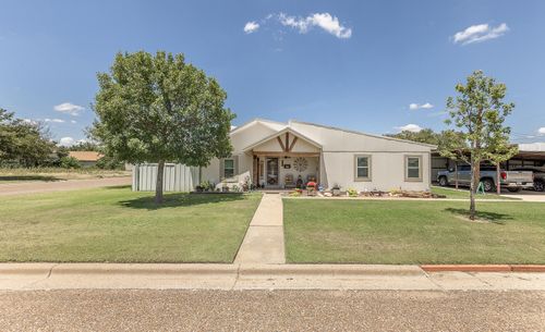 450 S 12th St, Slaton, TX, 79364 | Card Image