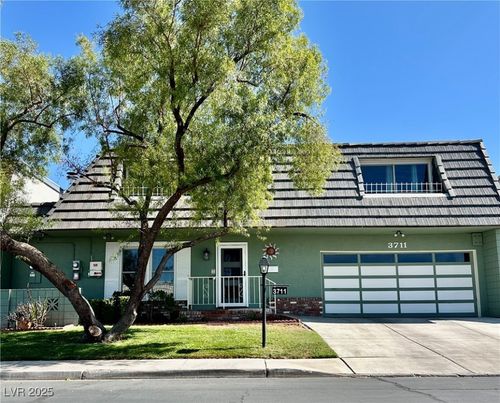 3711 Heritage Ave, Las Vegas, NV, 89121-4424 | Card Image