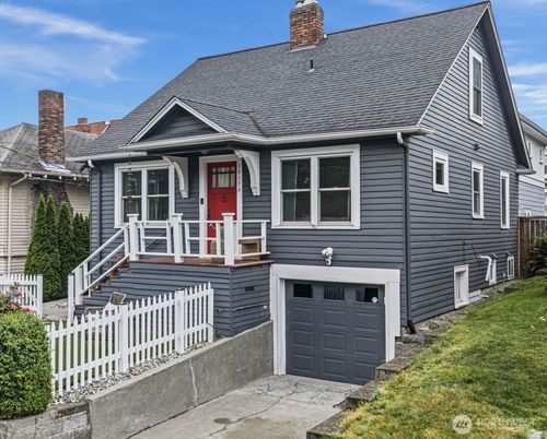 a-3917 Midvale Ave N, Seattle, WA, 98103-7924 | Card Image