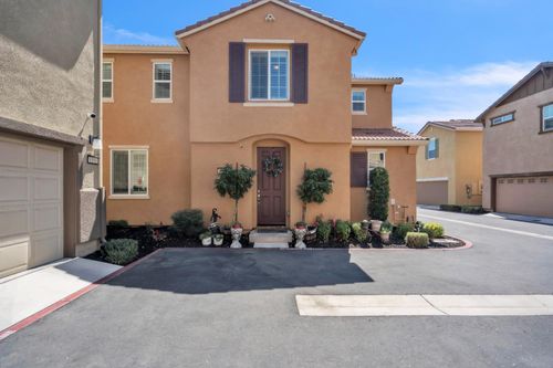 8193 Kramer Ranch Ln, Elk Grove, CA, 95758-1292 | Card Image