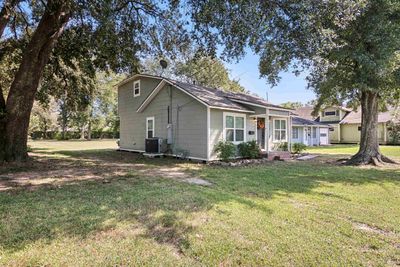 1519 Block Street, House other with 3 bedrooms, 2 bathrooms and null parking in Port Neches TX | Image 3