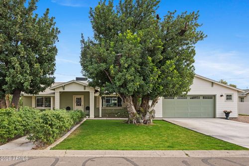 3621 N Kachina Ln, Scottsdale, AZ, 85251-5157 | Card Image