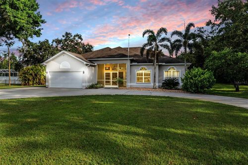 6411 Barton Rd, PLANT CITY, FL, 33565-4827 | Card Image