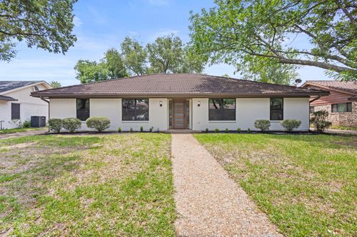 442 Hanover Ln, Irving, TX, 75062-3653 | Card Image