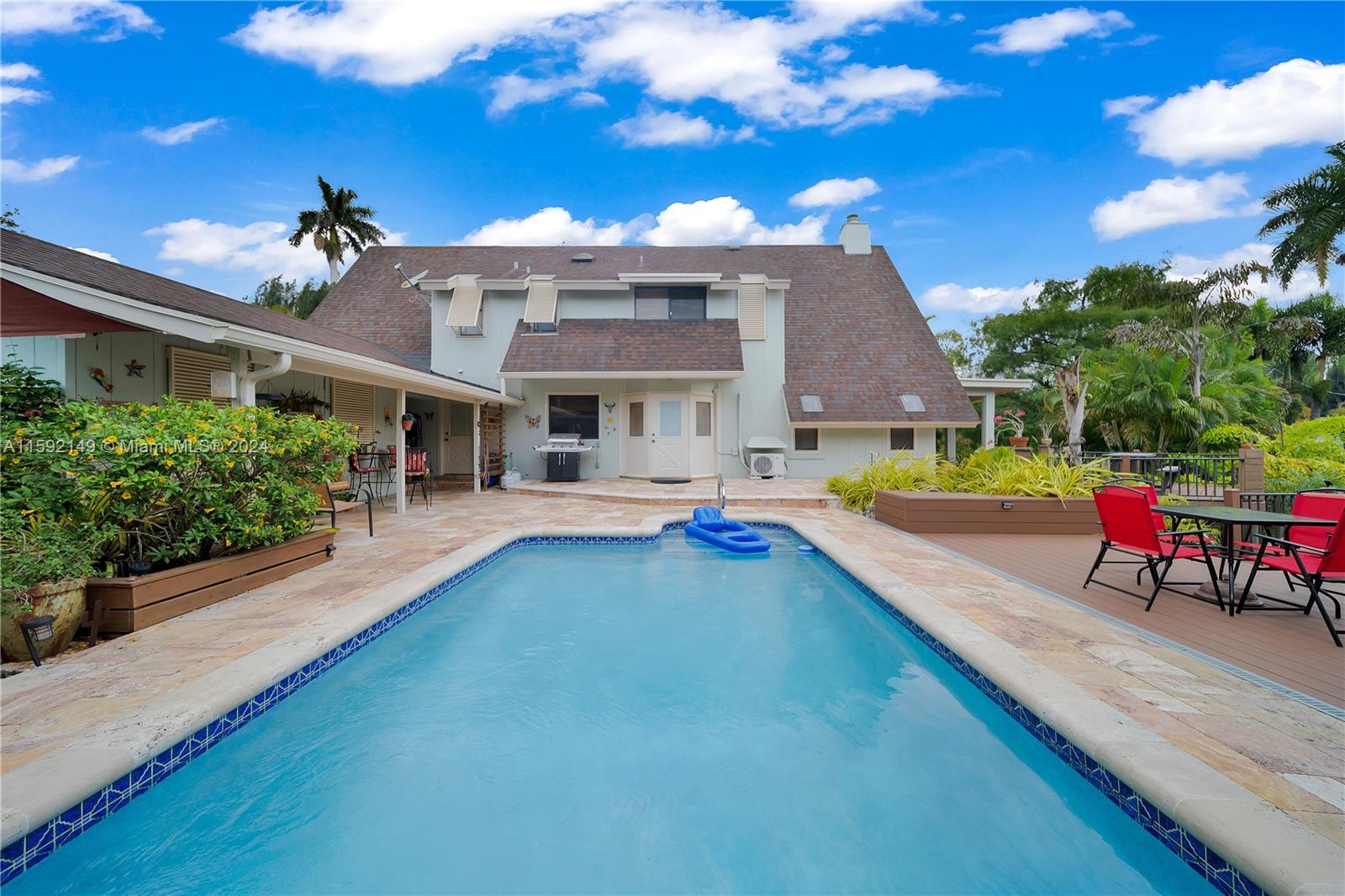 103rd Ave, Davie, FL 33328