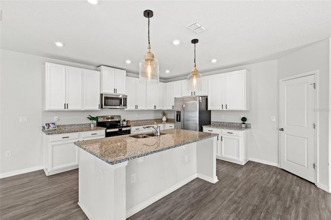 4301 Creek Bank Dr, House other with 5 bedrooms, 3 bathrooms and null parking in KISSIMMEE FL | Image 8