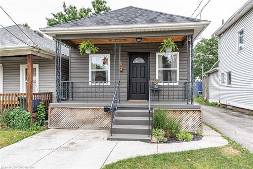 18 Ellis Ave, Hamilton, ON, L8H4L7 | Card Image