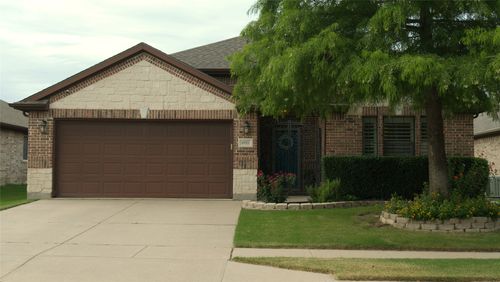 6952 Big Wichita Dr, Fort Worth, TX, 76179-2204 | Card Image