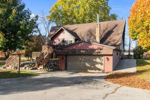 3044 State Hwy 22, Oconto, WI, 54153 | Card Image