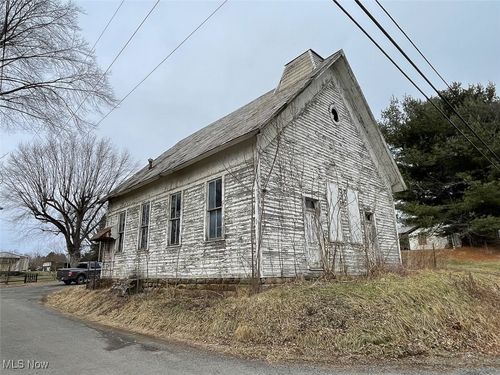 10621 Rochester Rd, East Rochester, OH, 44625-9805 | Card Image