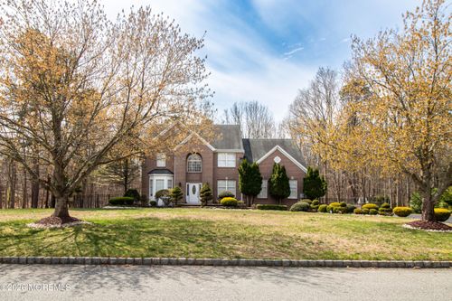 845 Woodbury Dr, Jackson, NJ, 08527-5346 | Card Image