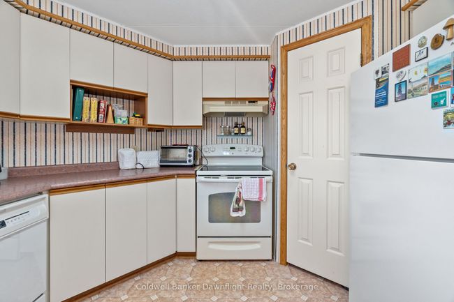 46 Redford Dr, Home with 2 bedrooms, 2 bathrooms and 2 parking in Exeter ON | Image 16