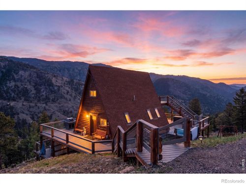 500 Bulwark Ridge Dr, Glen Haven, CO, 80532 | Card Image