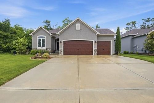 9129 S Gander St, Olathe, KS, 66061 | Card Image