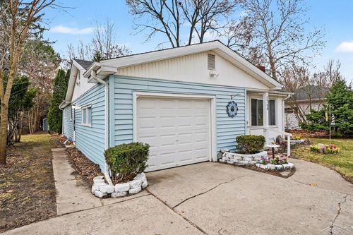 1740 Wilson Avenue, Saginaw Charter Township, MI, 48638 | Card Image