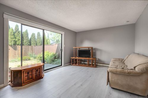 4-1195 Stuart Pl, Ladysmith, BC, V9G1P4 | Card Image