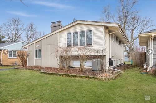 204 Anna St, North Aurora, IL, 60542-1302 | Card Image