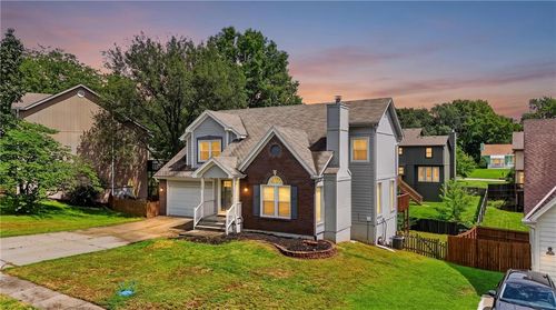 6529 Nw Hidden Valley Rd, Kansas City, MO, 64152-3849 | Card Image