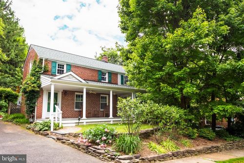 1207 N Livingston St, ARLINGTON, VA, 22205-2320 | Card Image