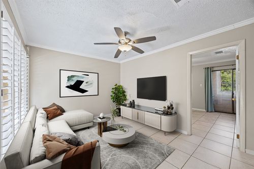 apt-204-2510 San Gabriel St, Austin, TX, 78705-4330 | Card Image