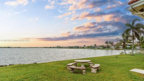 2373 Nw 195th Ave, Pembroke Pines, FL, 33029-5375 | Card Image