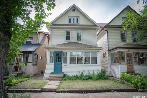 409 29th St W, Saskatoon, SK, S7L0M3 | Card Image