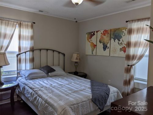 25 Liner Ct, Waynesville, NC, 28786-1959 | Card Image