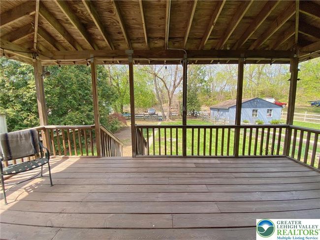 Covered rear porch/deck | Image 38