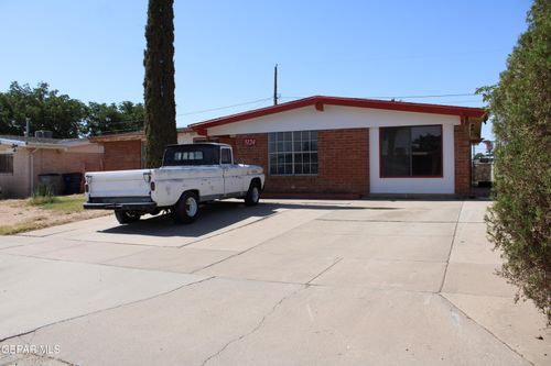5124 Edmonton Ave, El Paso, TX, 79924-3304 | Card Image