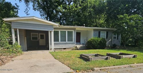 604 W Washington St, Pittsburg, KS, 66762-4949 | Card Image