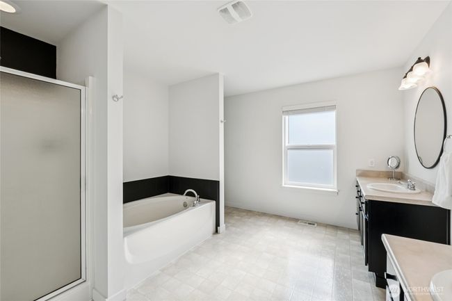 15503 39 Th Ave Se, House other with 4 bedrooms, 3 bathrooms and 2 parking in Bothell WA | Image 17