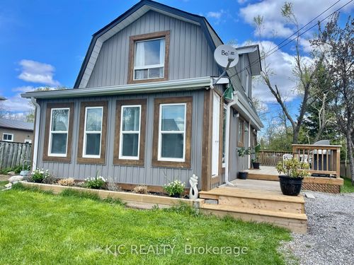 {{alt}} | Card Image