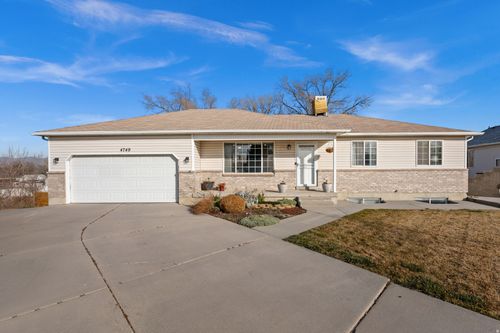 4749 S Dymock Cir, Taylorsville, UT, 84129-2877 | Card Image