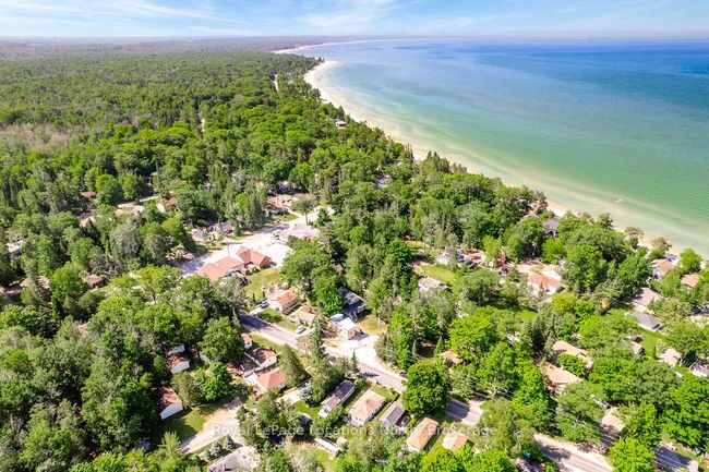 1981 Tiny Beaches Rd N, House other with 3 bedrooms, 1 bathrooms and 2 parking in Tiny ON | Image 27