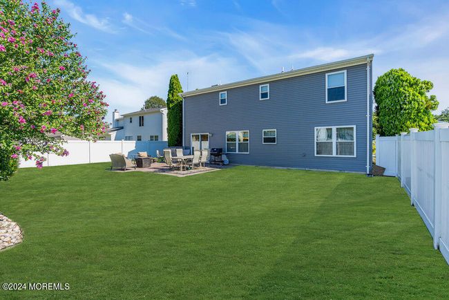 39 Honeysuckle Way, House other with 4 bedrooms, 3 bathrooms and null parking in Howell NJ | Image 39