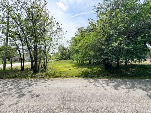 301 W 2nd St, Cisco, TX, 76437-2405 | Card Image