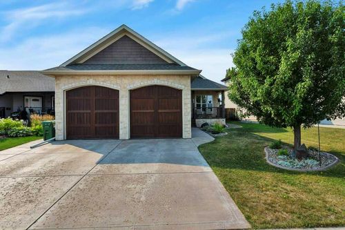 63 Carter Close, Red Deer, AB, T4P0G5 | Card Image