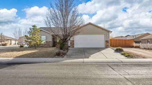 458 Dodge St, Grand Junction, CO, 81504-6474 | Card Image