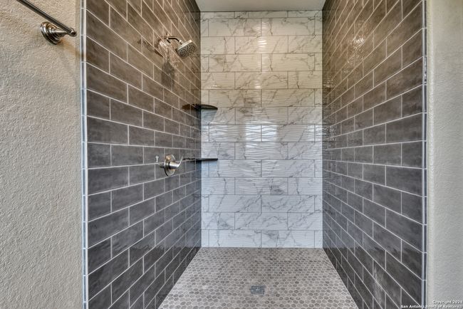 954 Ridge Trl, House other with 3 bedrooms, 2 bathrooms and null parking in Spring Branch TX | Image 24