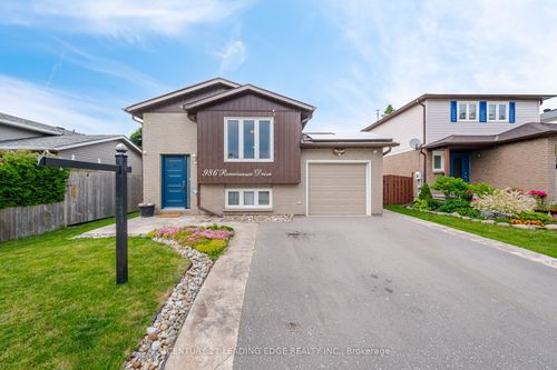 986 Renaissance Dr, Oshawa, ON, L1J8B2 | Card Image