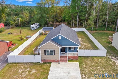 1005 W Main St, Waverly, VA, 23890-2603 | Card Image