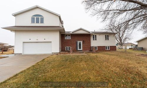 3454 Schroeder Ave, Grand Island, NE, 68803-6529 | Card Image