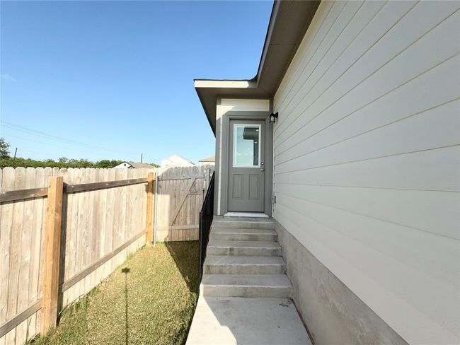 View of stairs | Image 25