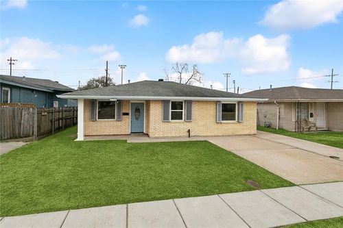 1712 Dogwood Dr, Harvey, LA, 70058-3537 | Card Image